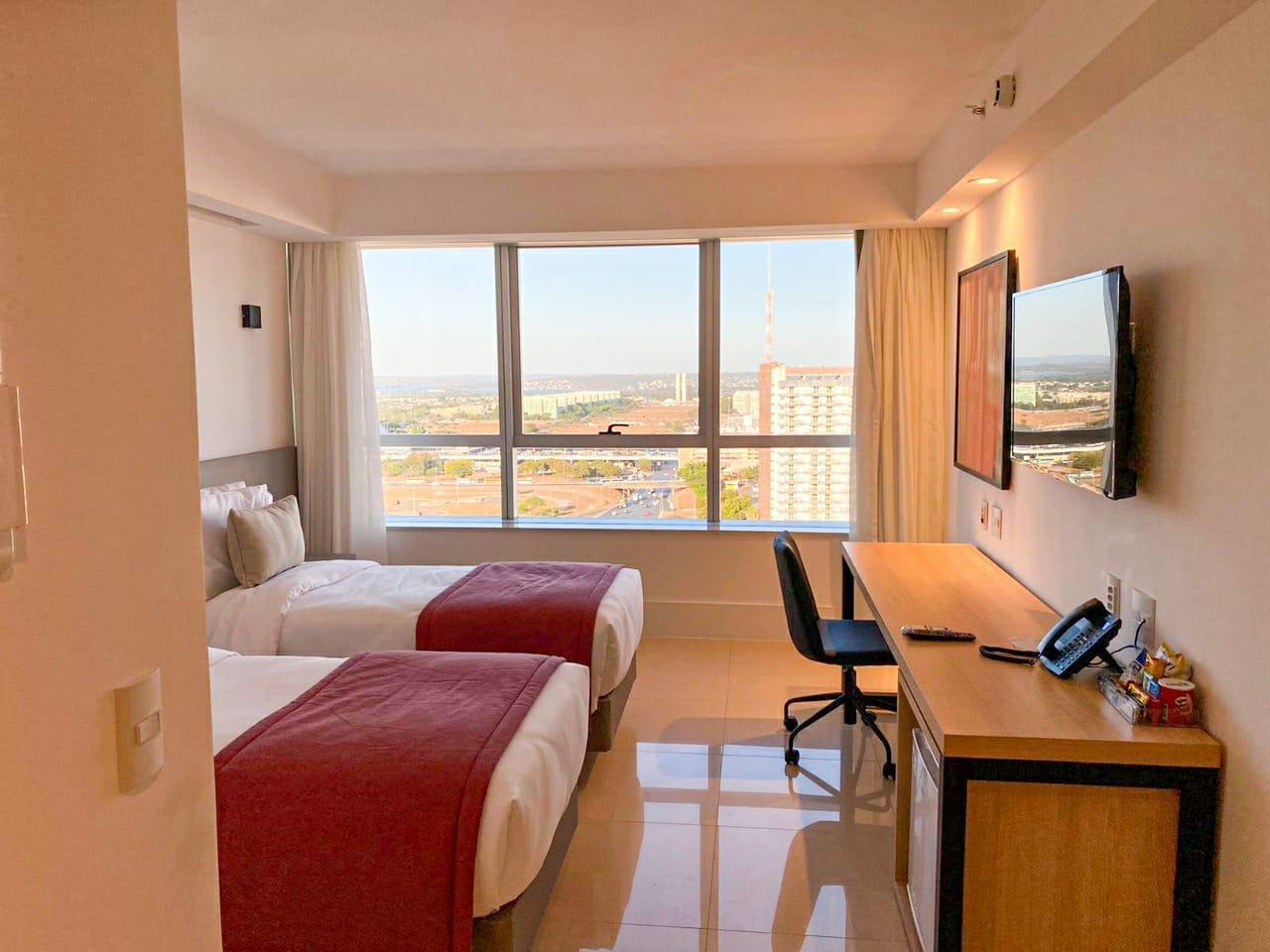 Hotel Ramada By Wyndham Brasilia Alvorada Exterior foto