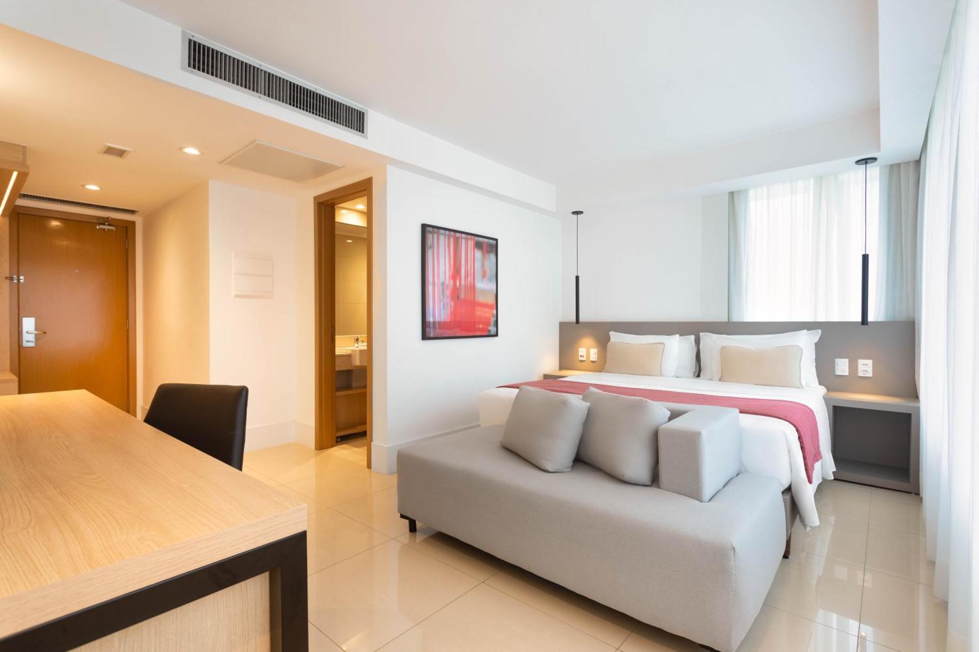 Hotel Ramada By Wyndham Brasilia Alvorada Exterior foto