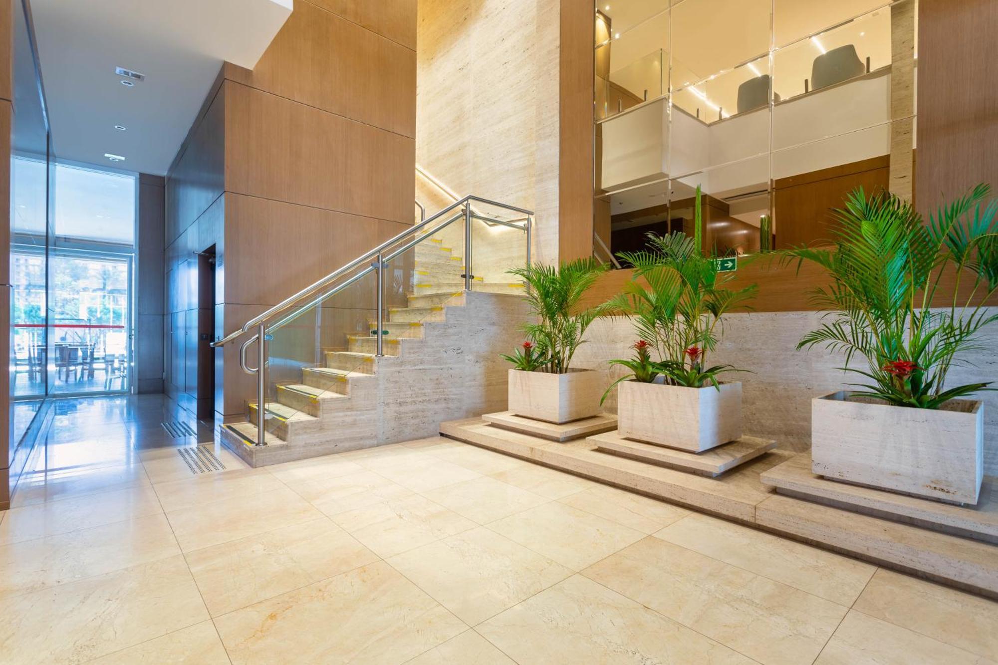 Hotel Ramada By Wyndham Brasilia Alvorada Exterior foto